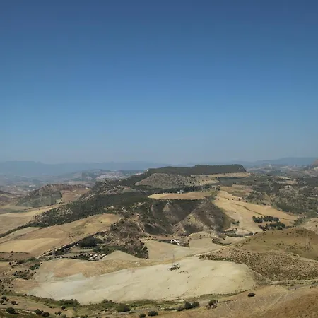 Apartment Borgo Petelia, Casa Mannarino, Eugenio *